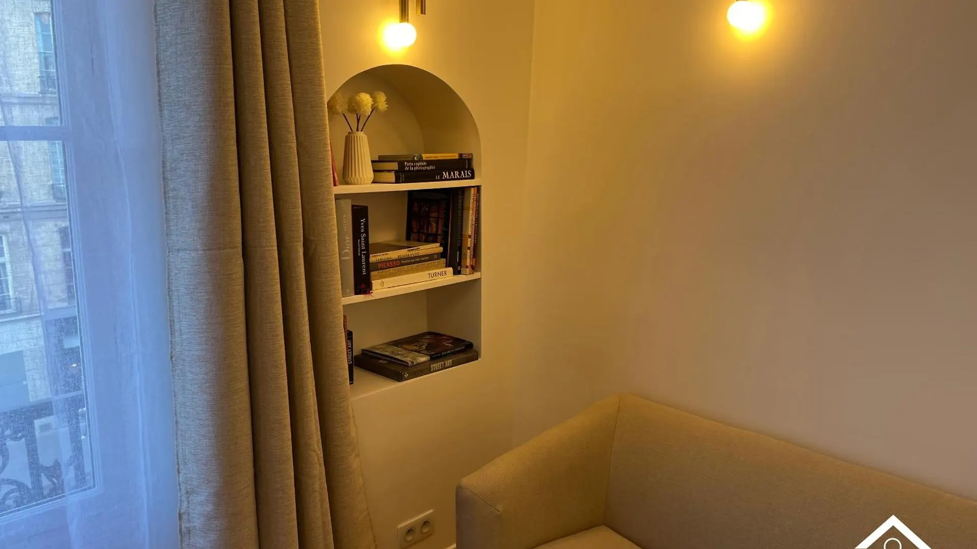 Apartment Marais Saint Paul By Edelsam